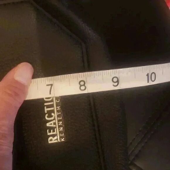 Kenneth Cole Reaction Black Crossbody Bag - Picture 5 of 12